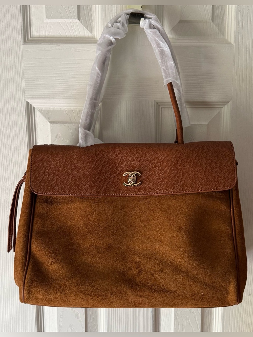 Beautiful Fashion Top-Handle Tote with CC Turn-Lock - Picture 2 of 10